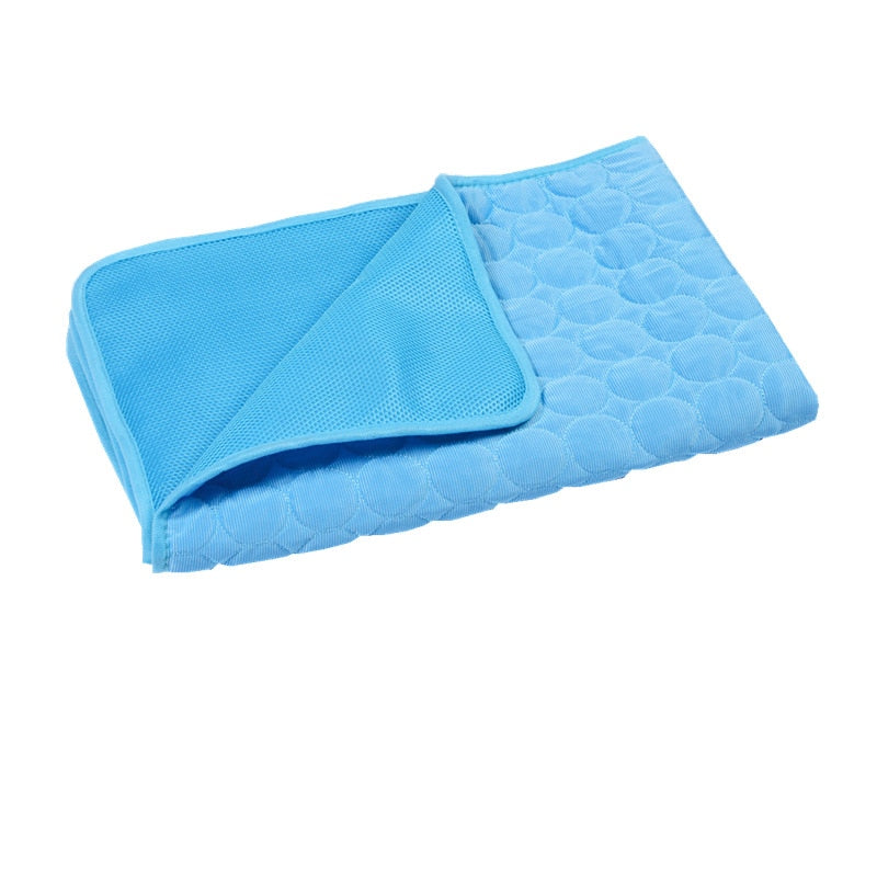 Dog Cooling Mat Cooling Pad for Pets Chilly Pad for Kennels, Crates, Cars, Indoor & Outdoor Ice Silk Mat Cooling Blanket Cushion Non-Toxic Breathable Sleep Bed Beach